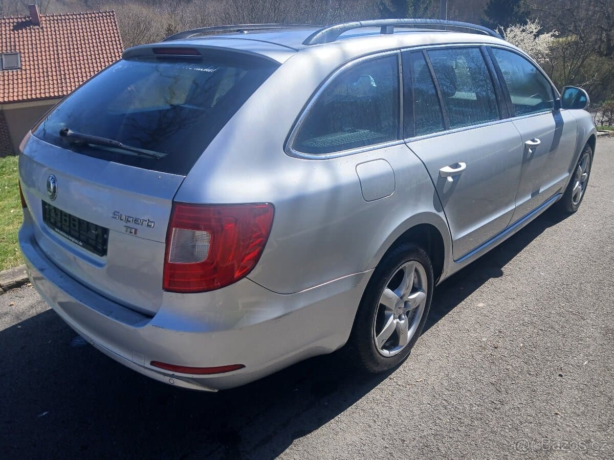 2012 Škoda SUPERB - 4