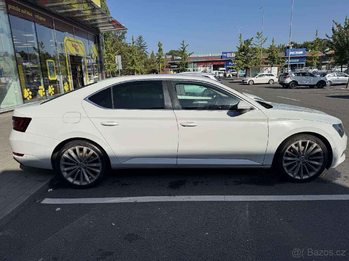 2016 Škoda SUPERB - 4