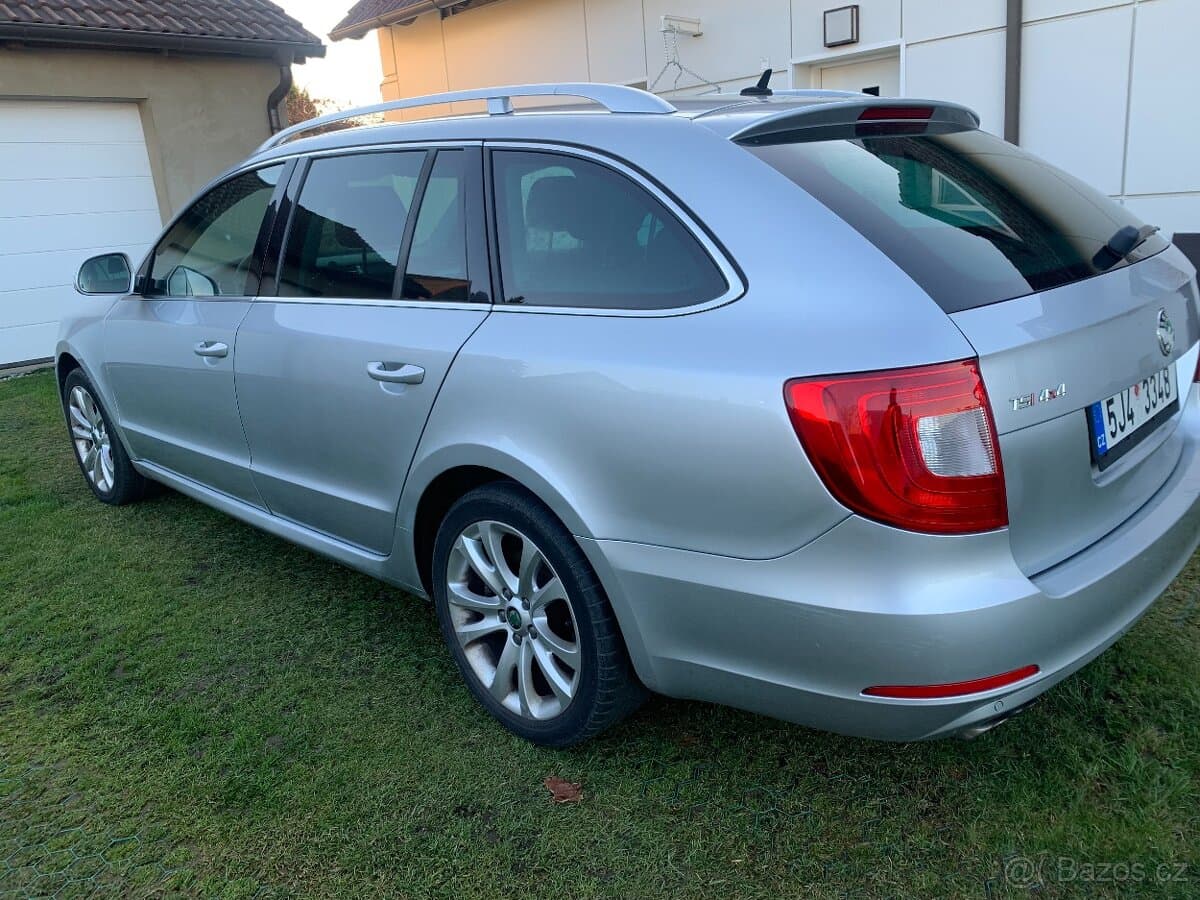 2010 Škoda SUPERB - 4