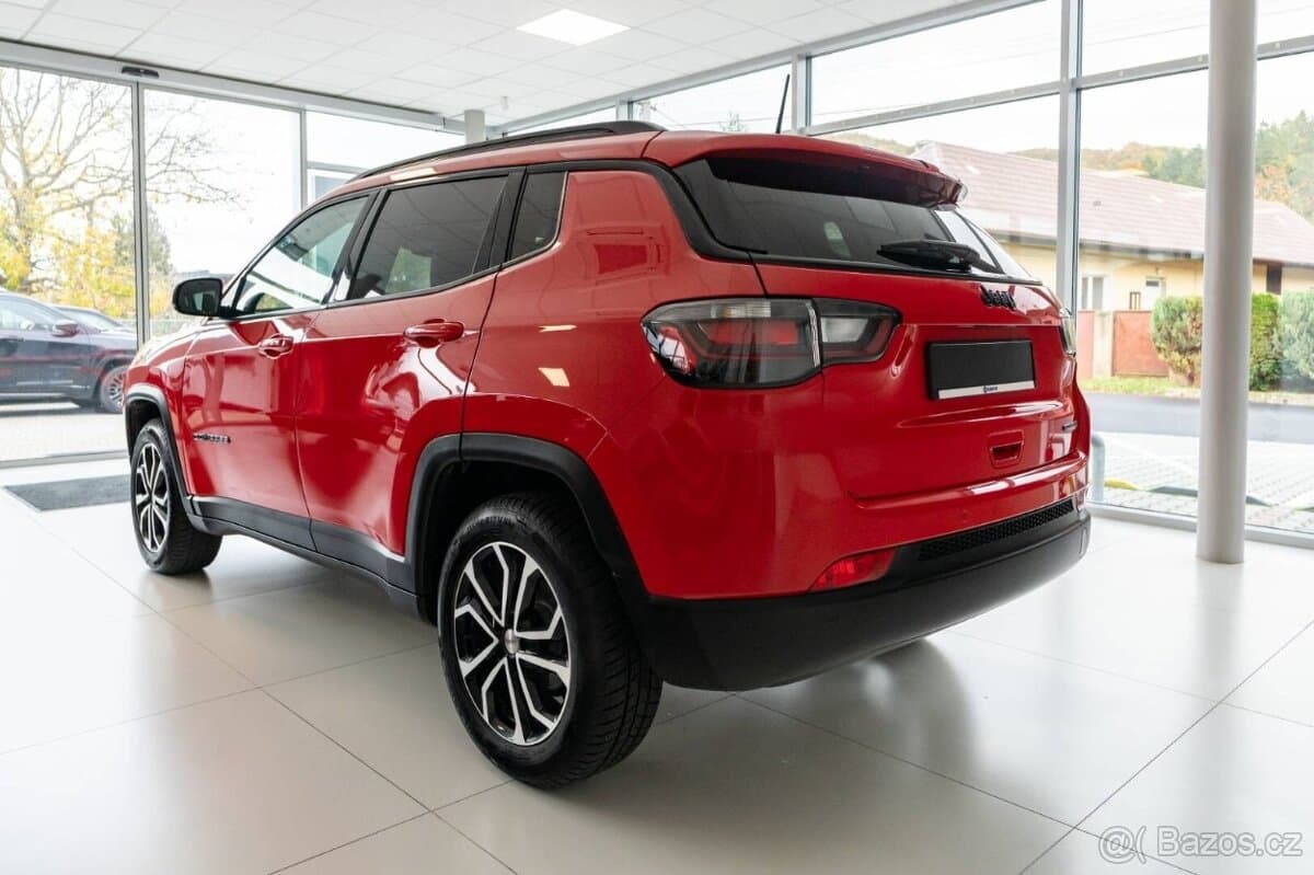 2023 Jeep COMPASS - 4