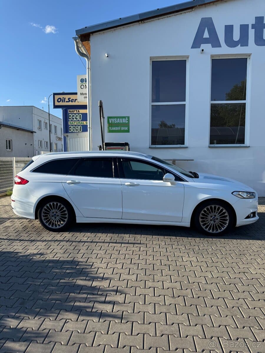 2015 Ford MONDEO - 4