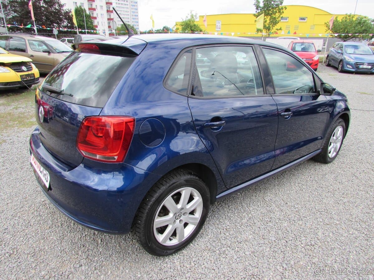 2012 Volkswagen POLO - 4