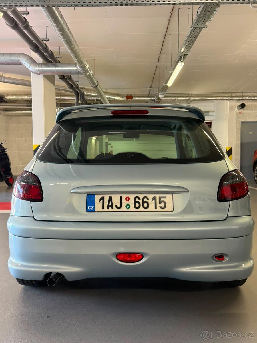 2000 Peugeot 206 - 4