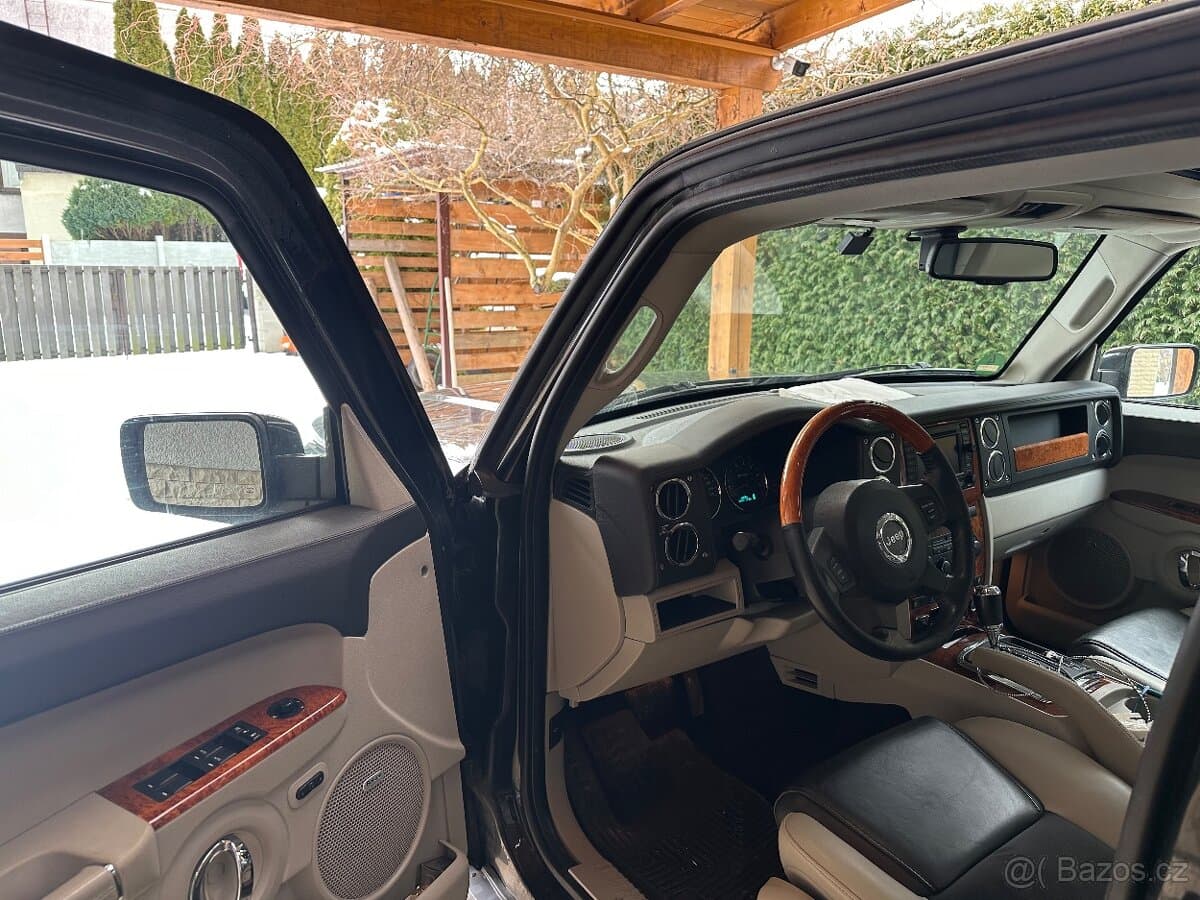 2008 Jeep COMMANDER - 4