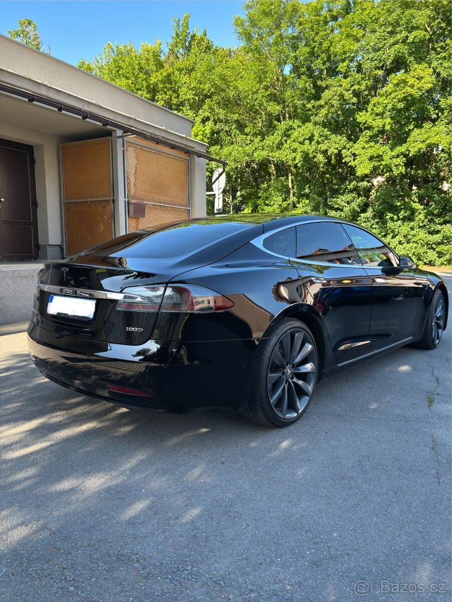 2018 Tesla MODEL S - 4