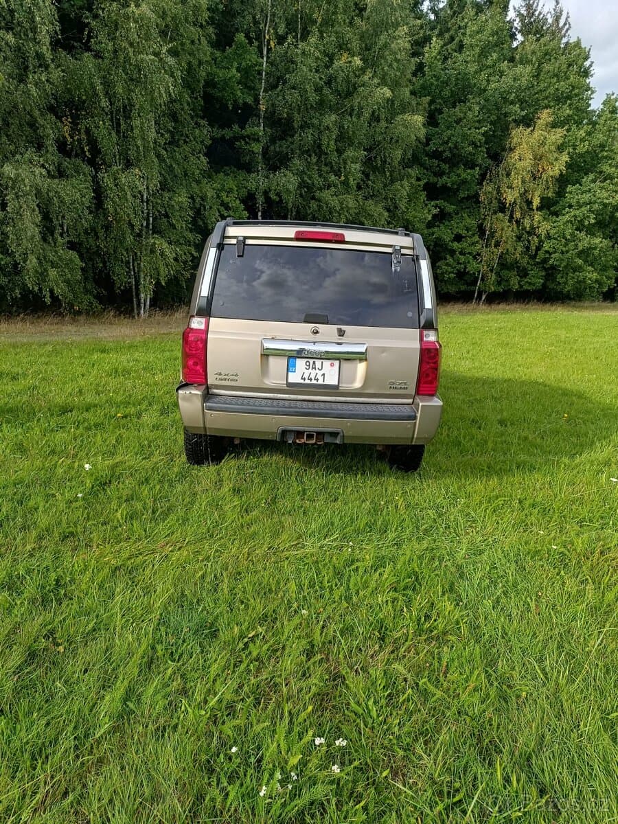 2006 Jeep COMMANDER - 4