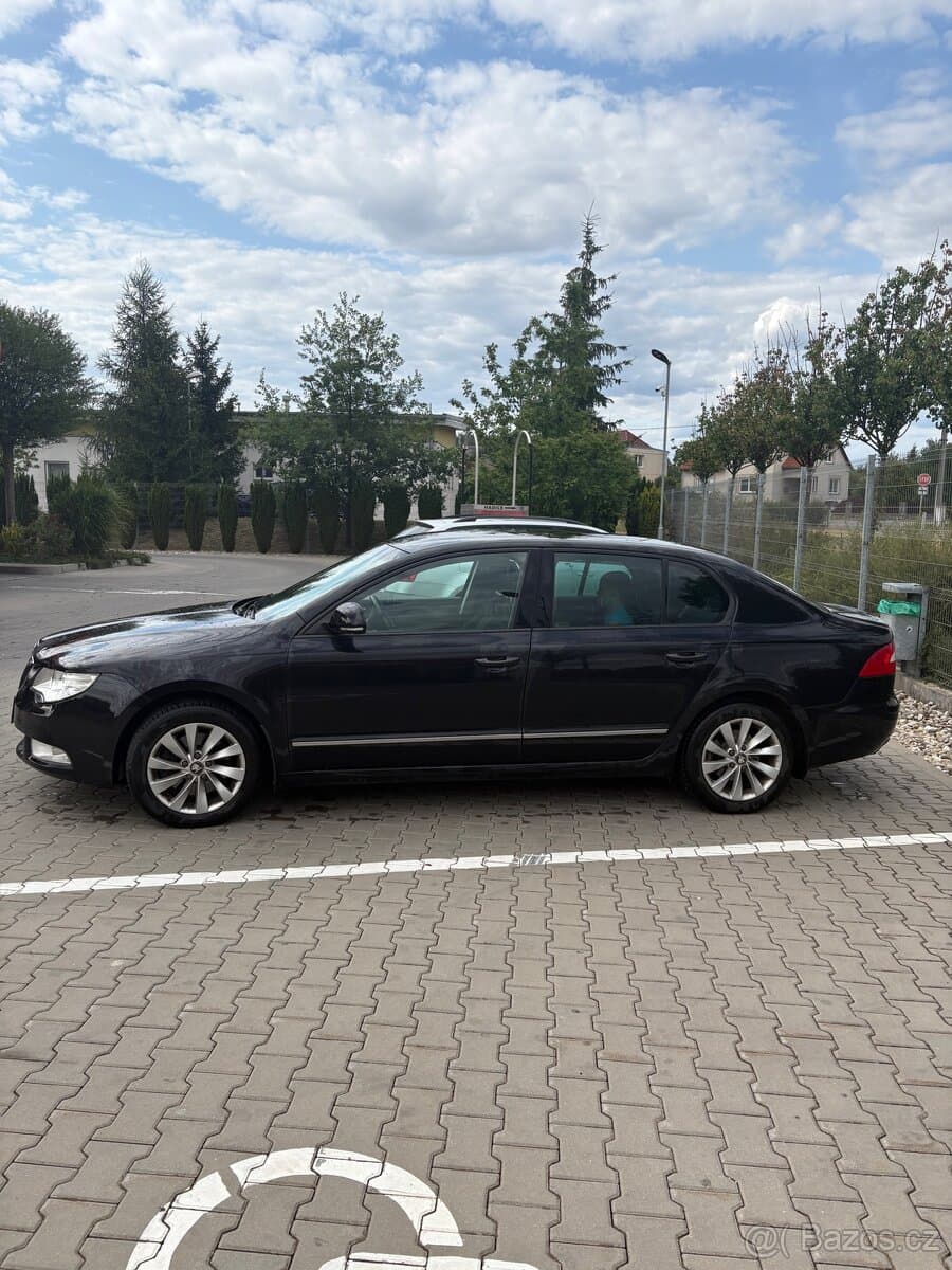 2013 Škoda SUPERB - 4