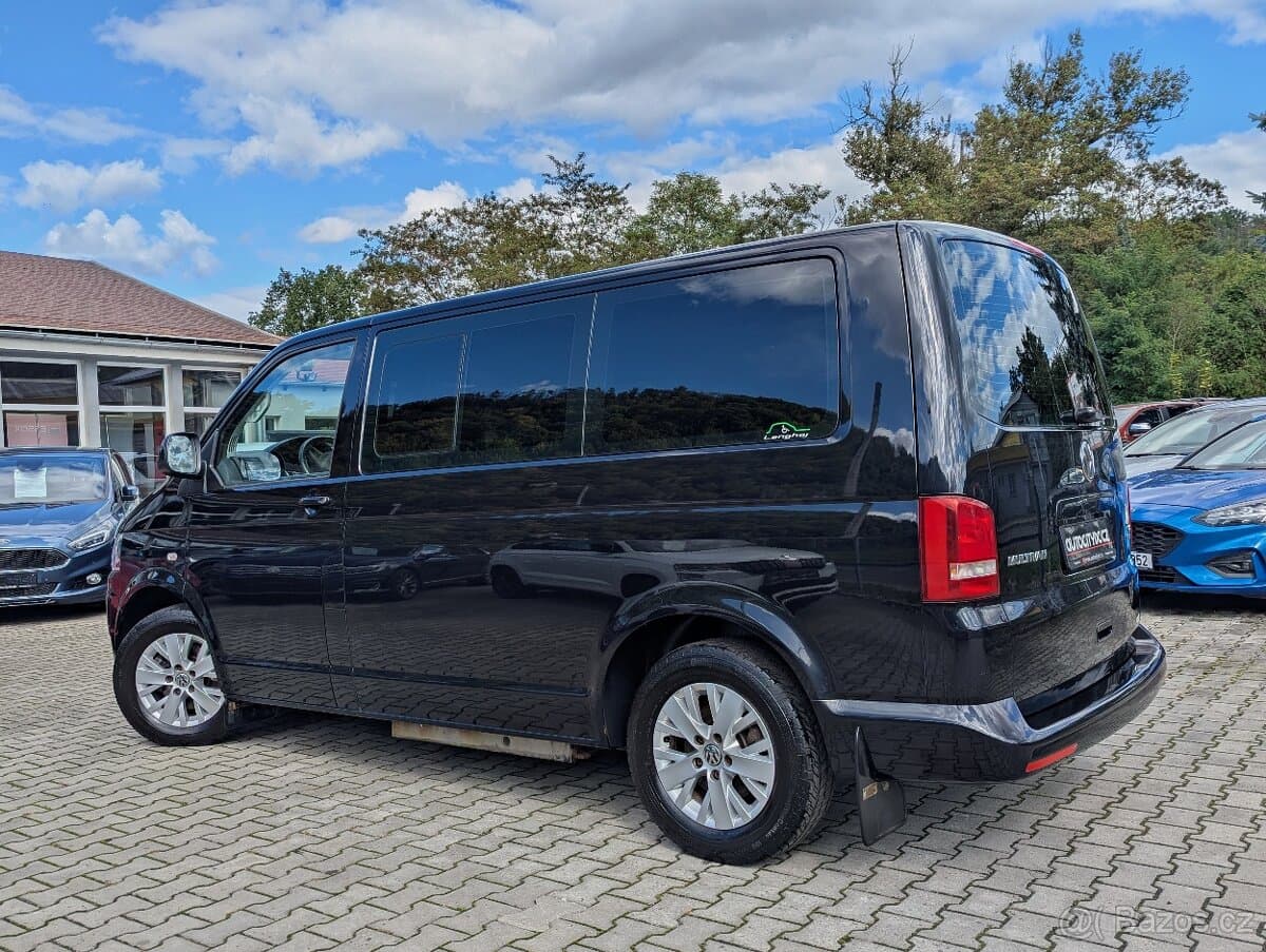 2015 Volkswagen MULTIVAN - 4