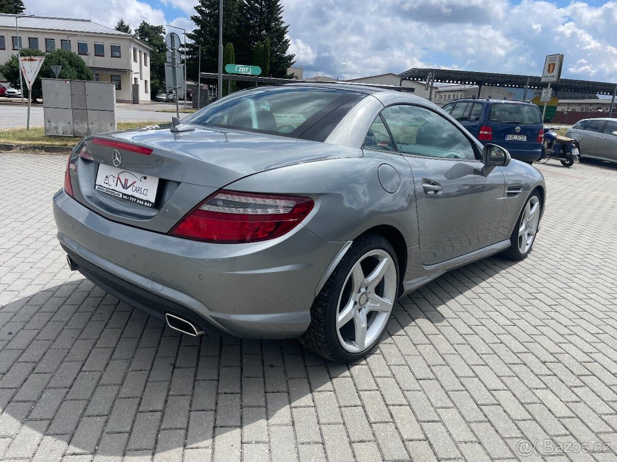 2011 Mercedes-Benz SL - 4