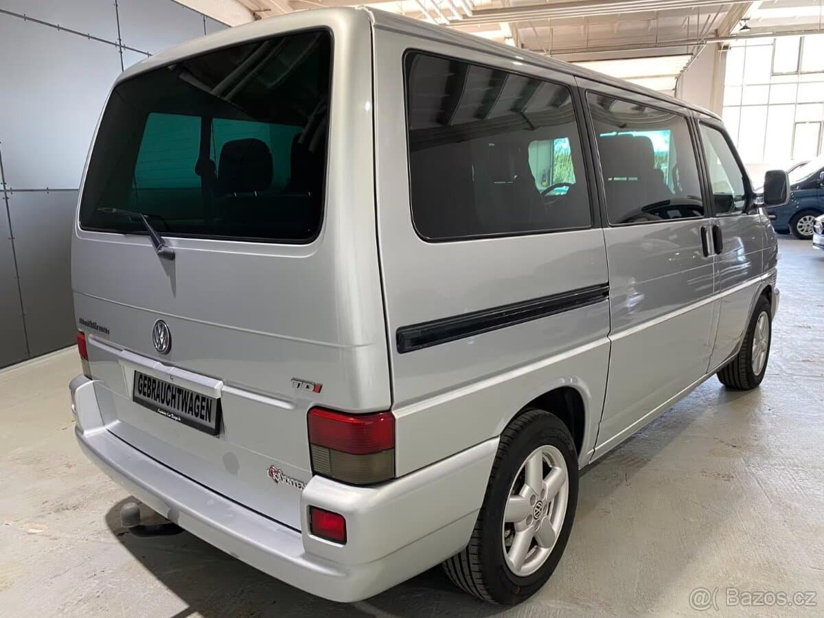 2002 Volkswagen MULTIVAN - 4