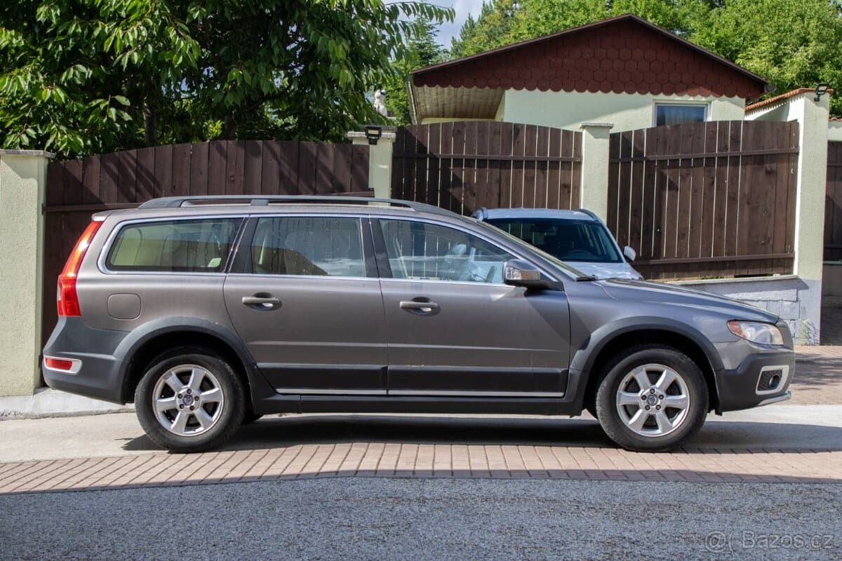 2010 Volvo XC70 - 4