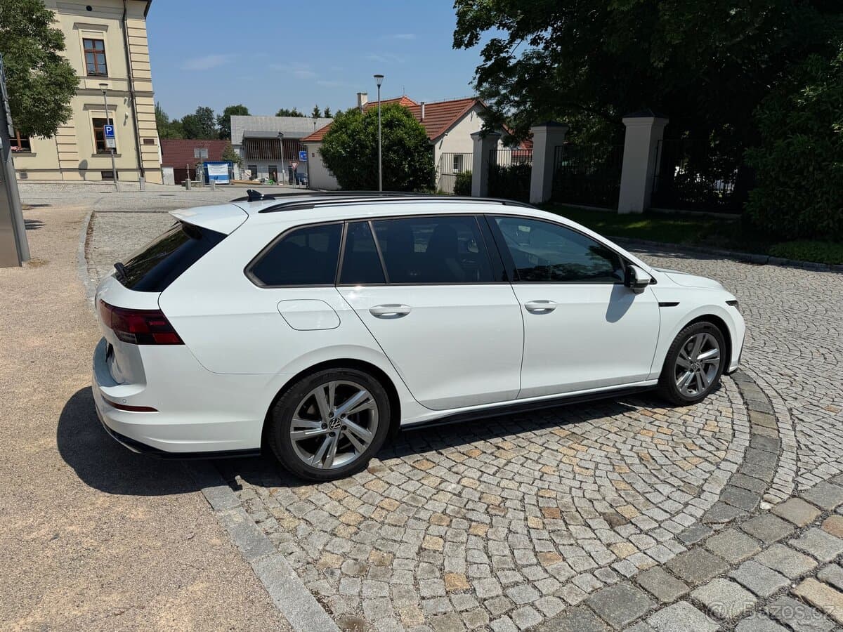 Volkswagen GOLF - 4