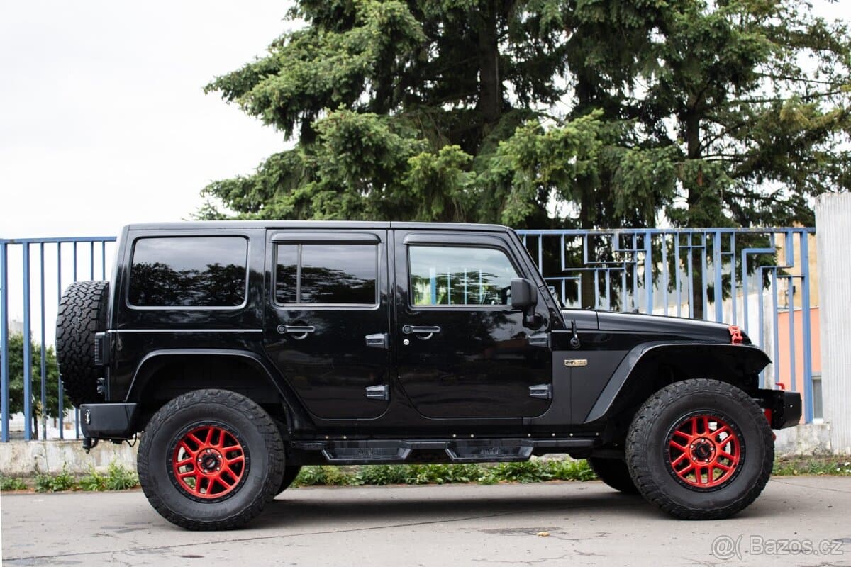 2013 Jeep WRANGLER - 4