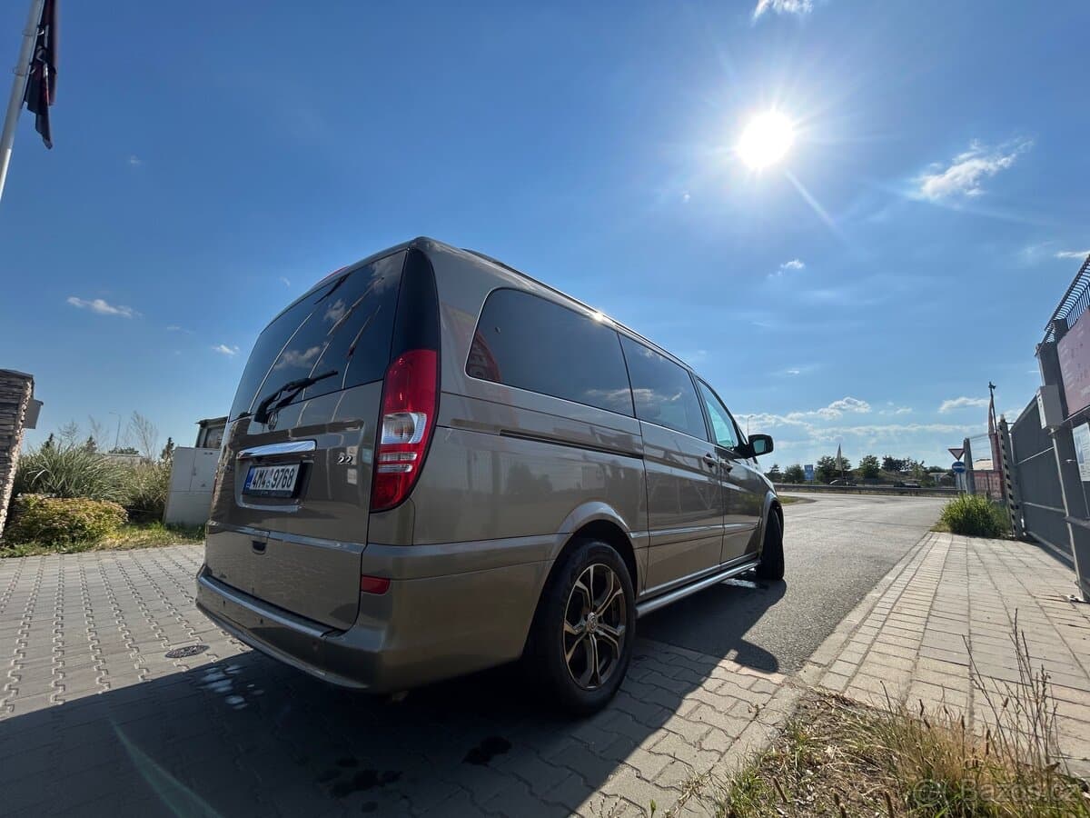 2011 Mercedes-Benz VIANO - 4