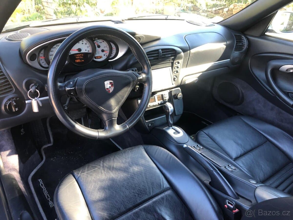 2004 Porsche 911 - 4
