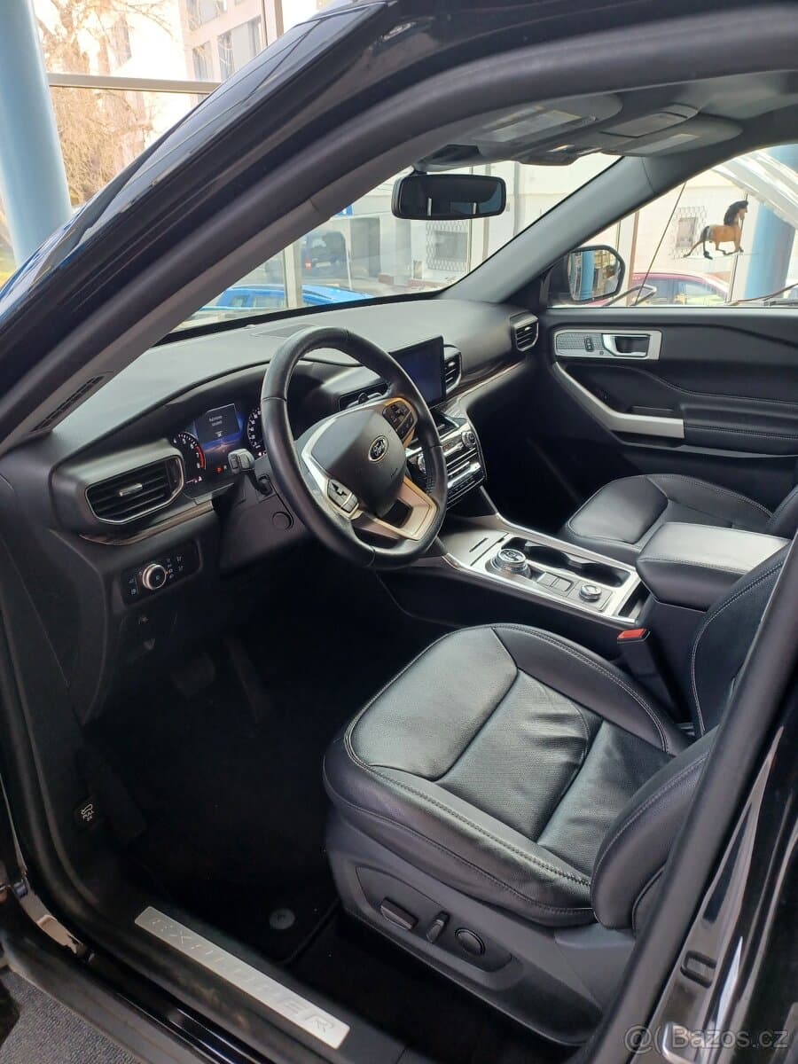 Ford EXPLORER - 4