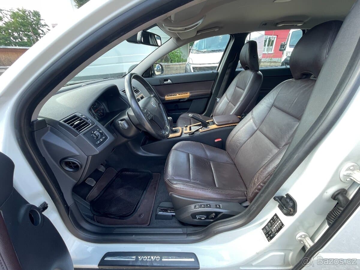 2010 Volvo V50 - 4