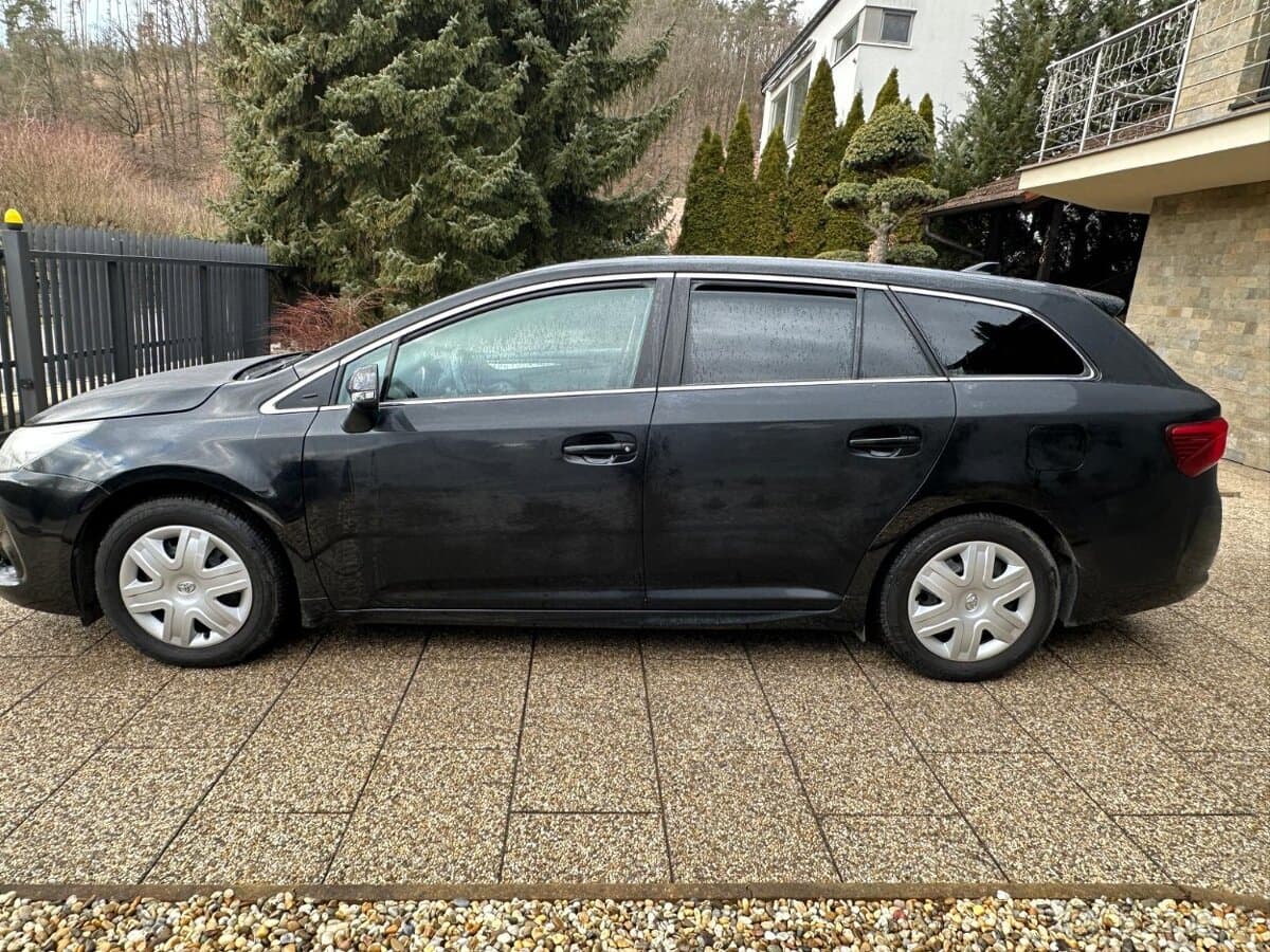 2015 Toyota AVENSIS - 4