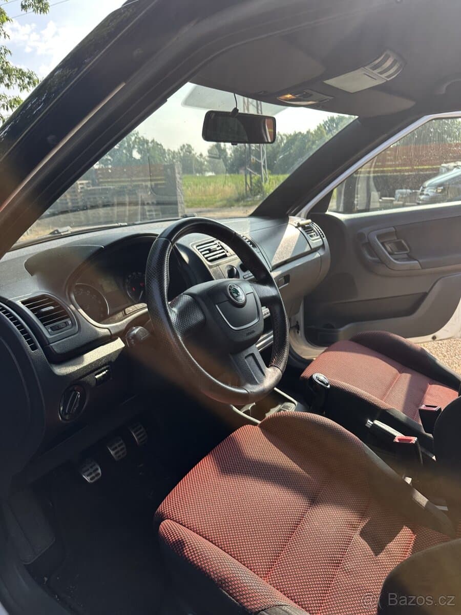 2012 Škoda FABIA - 4