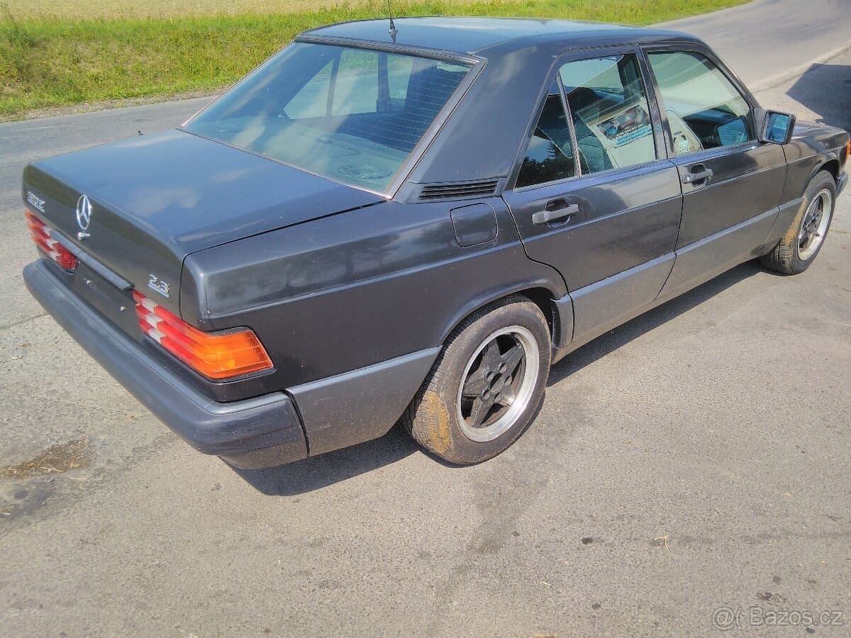 1991 Mercedes-Benz 190 - 4