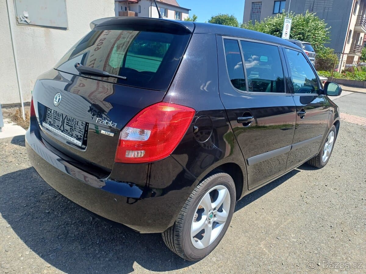 2011 Škoda FABIA - 4