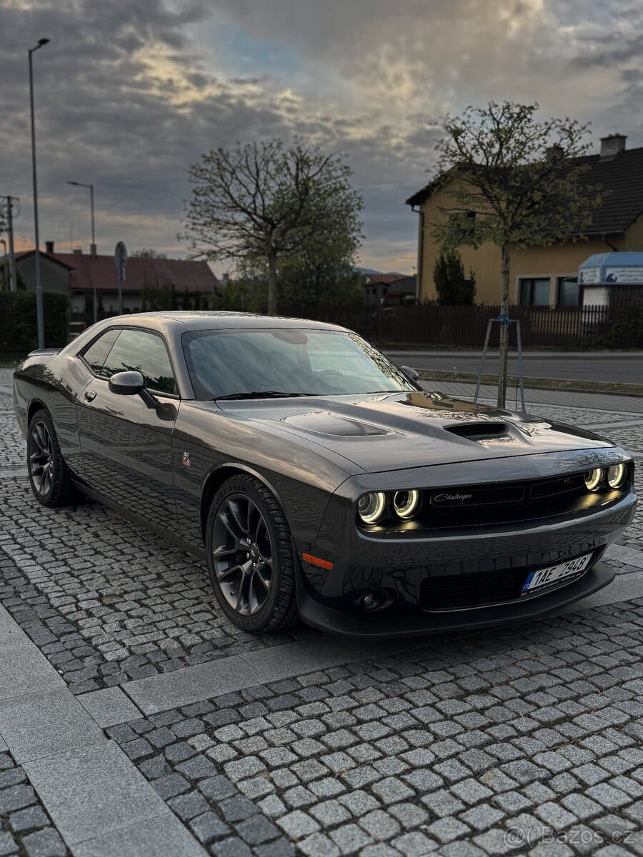 2022 Dodge CHALLENGER - 4