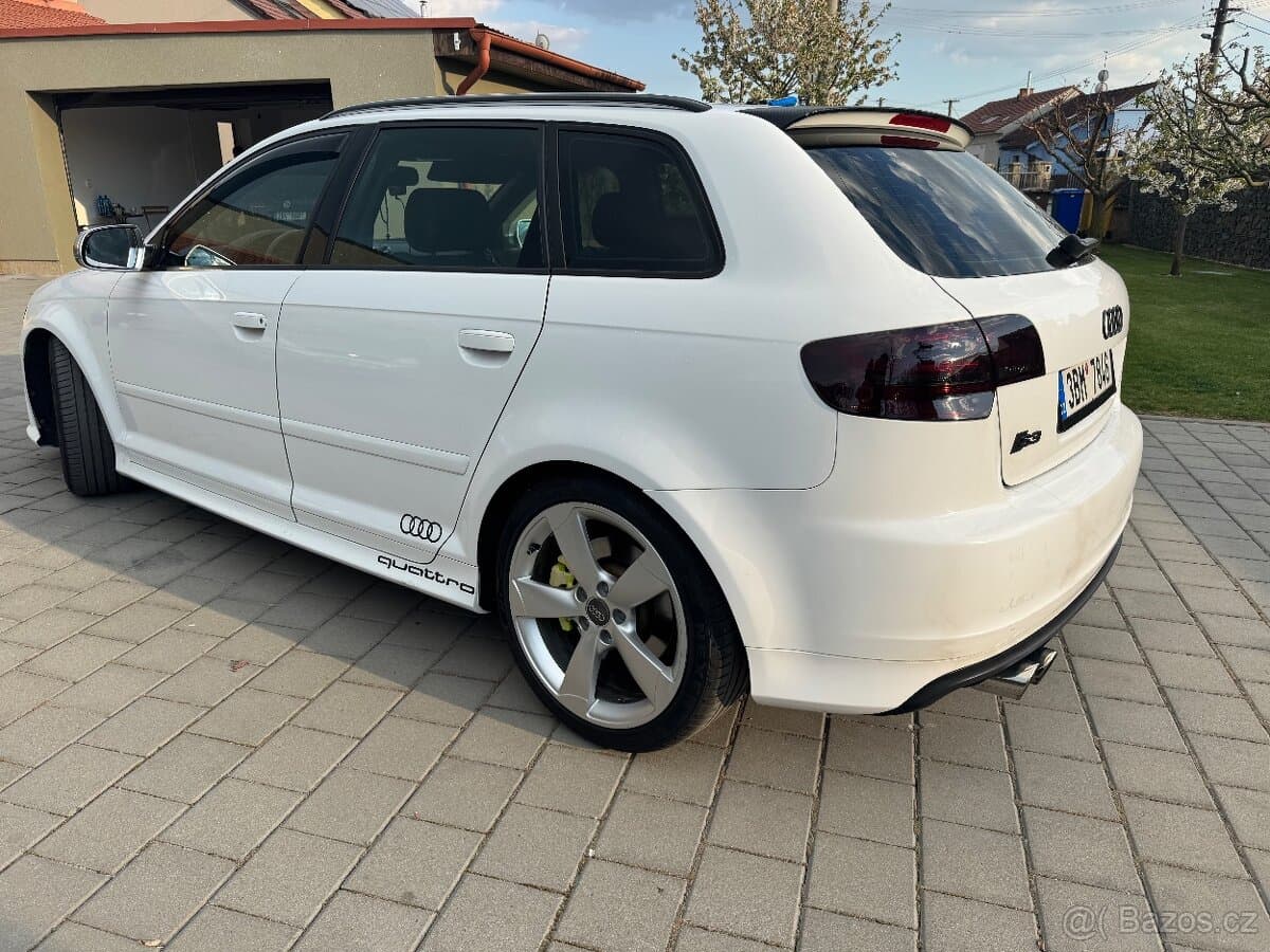 2010 Audi S3 - 4