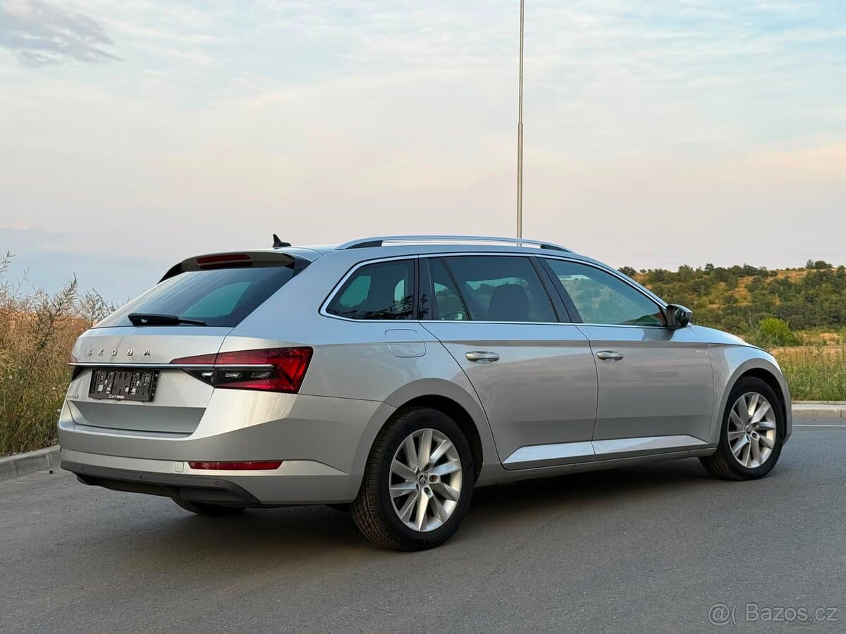 Škoda SUPERB - 4