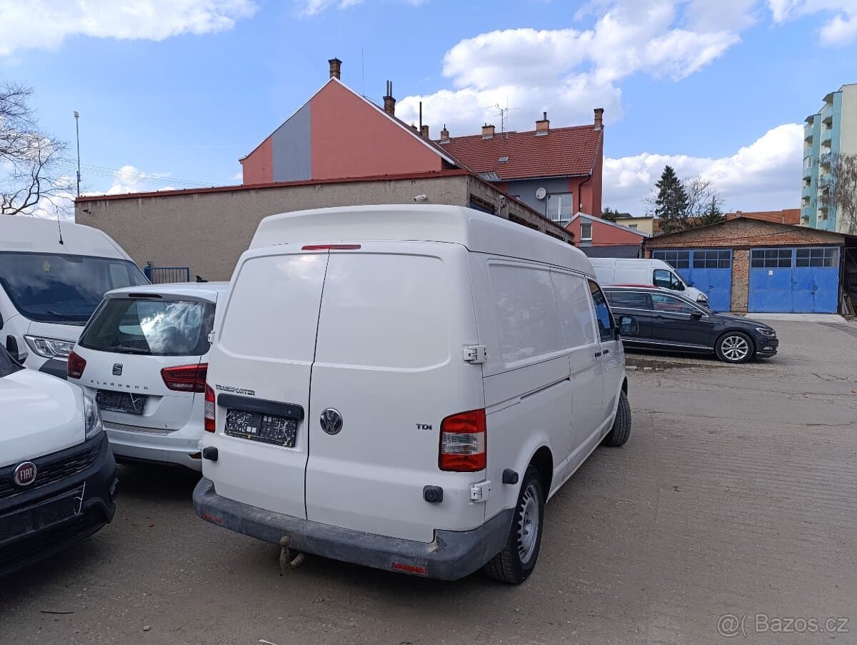2011 Volkswagen TRANSPORTER - 4