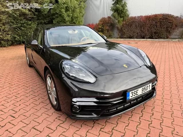 2012 Porsche PANAMERA - 4