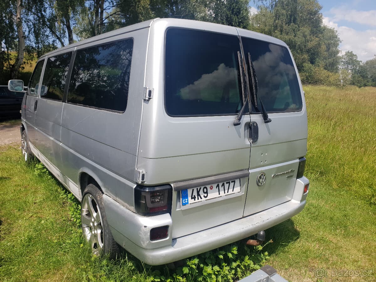2002 Volkswagen CARAVELLE - 4