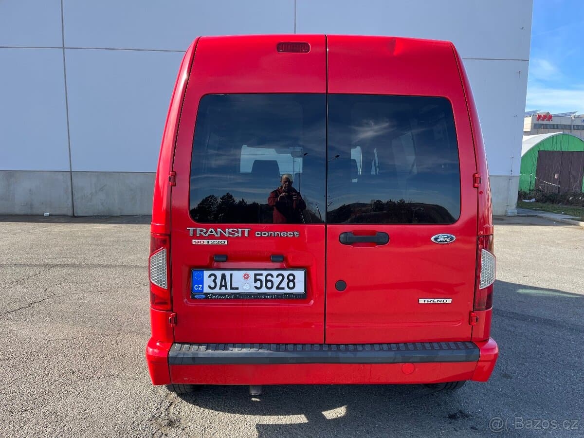 2013 Ford TOURNEO - 4