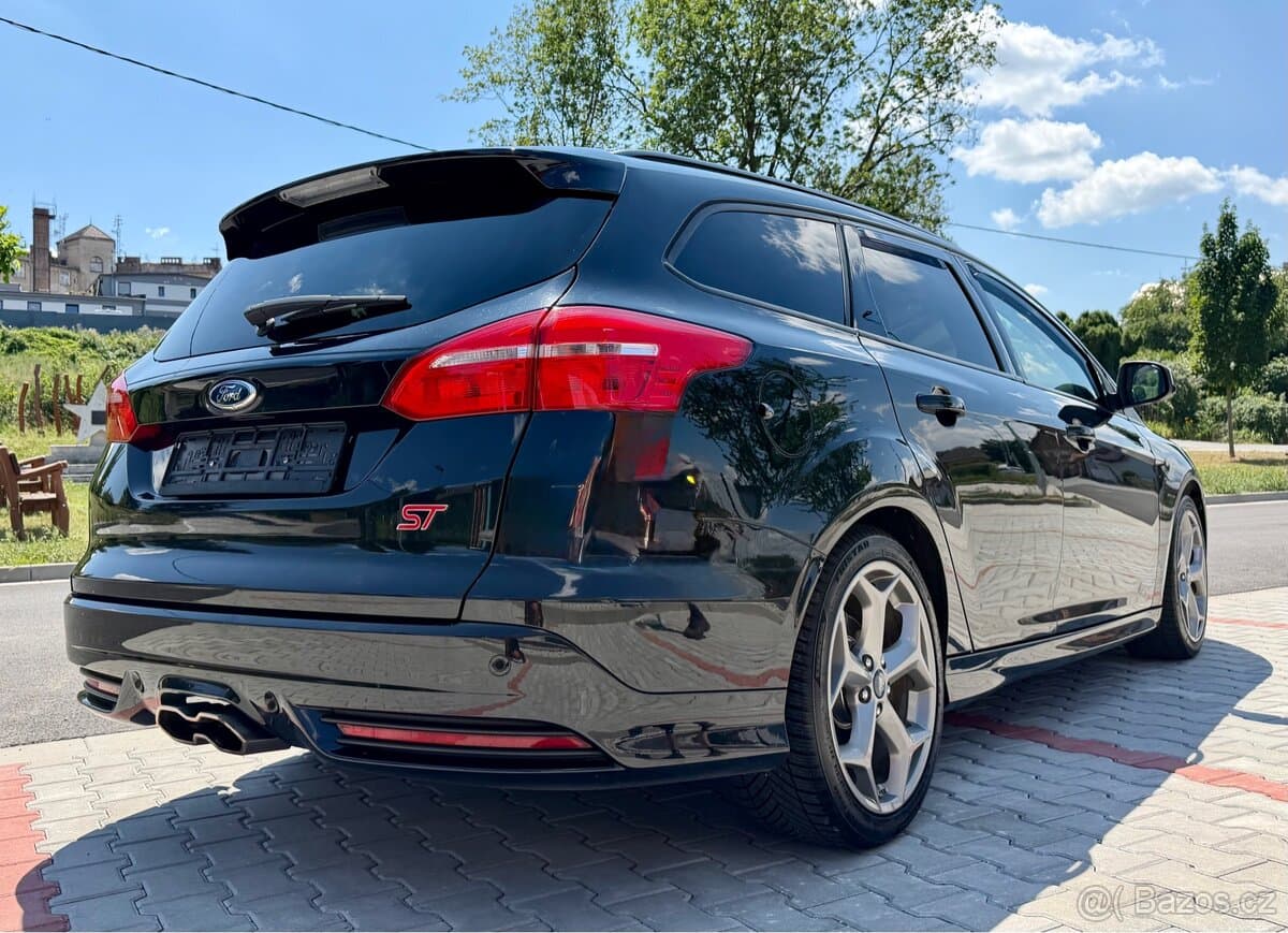 2015 Ford FOCUS - 4