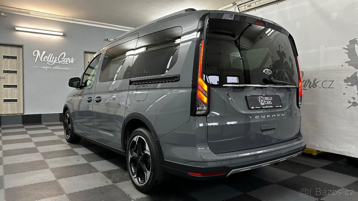 2025 Ford TOURNEO - 4