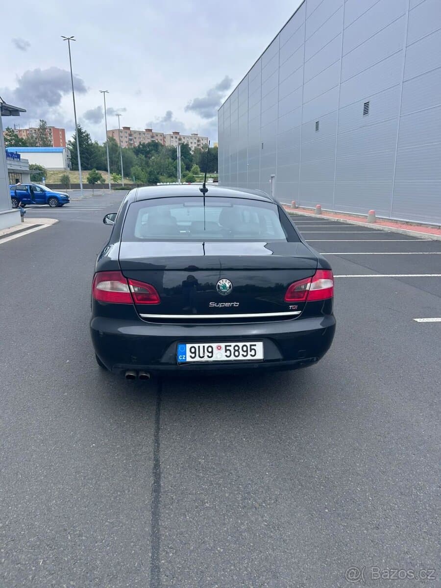 2009 Škoda SUPERB - 4