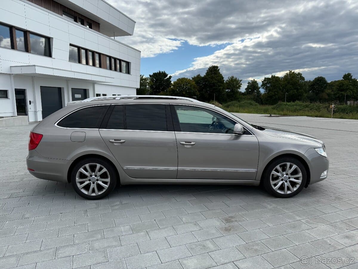 2012 Škoda SUPERB - 4