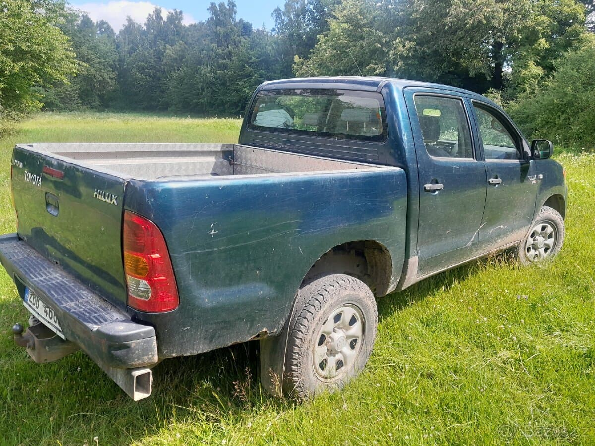 2005 Toyota HILUX - 4