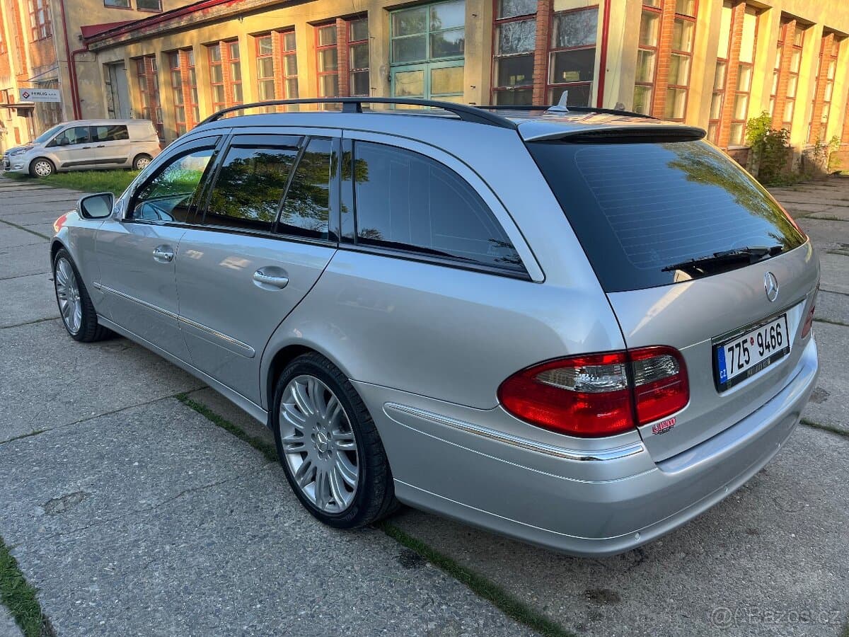 2007 Mercedes-Benz E-CLASS - 4