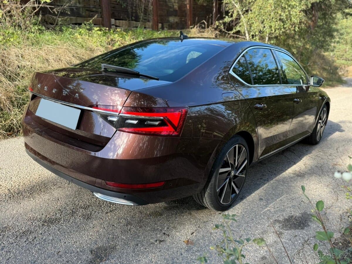2021 Škoda SUPERB - 4