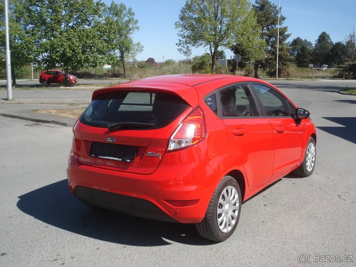2016 Ford FIESTA - 4