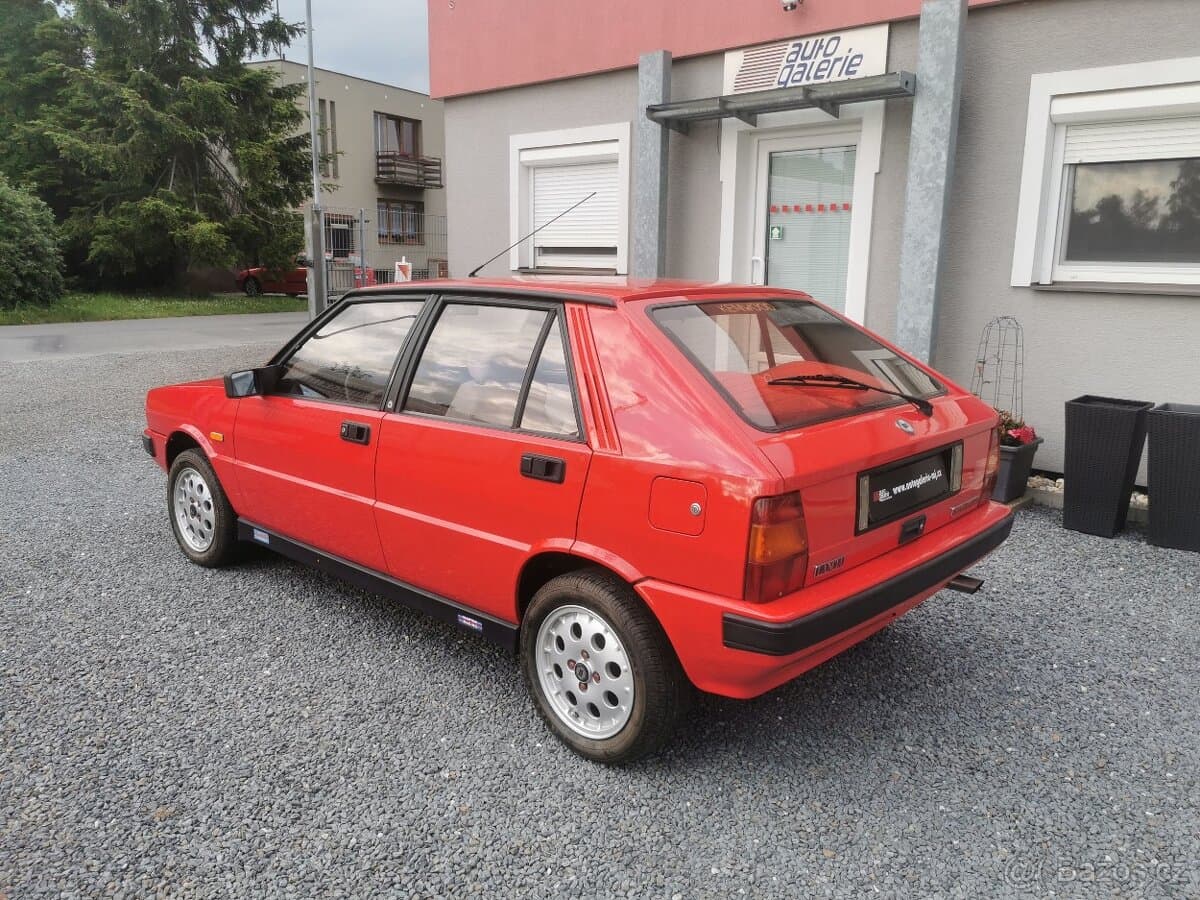 1990 Lancia DELTA - 4