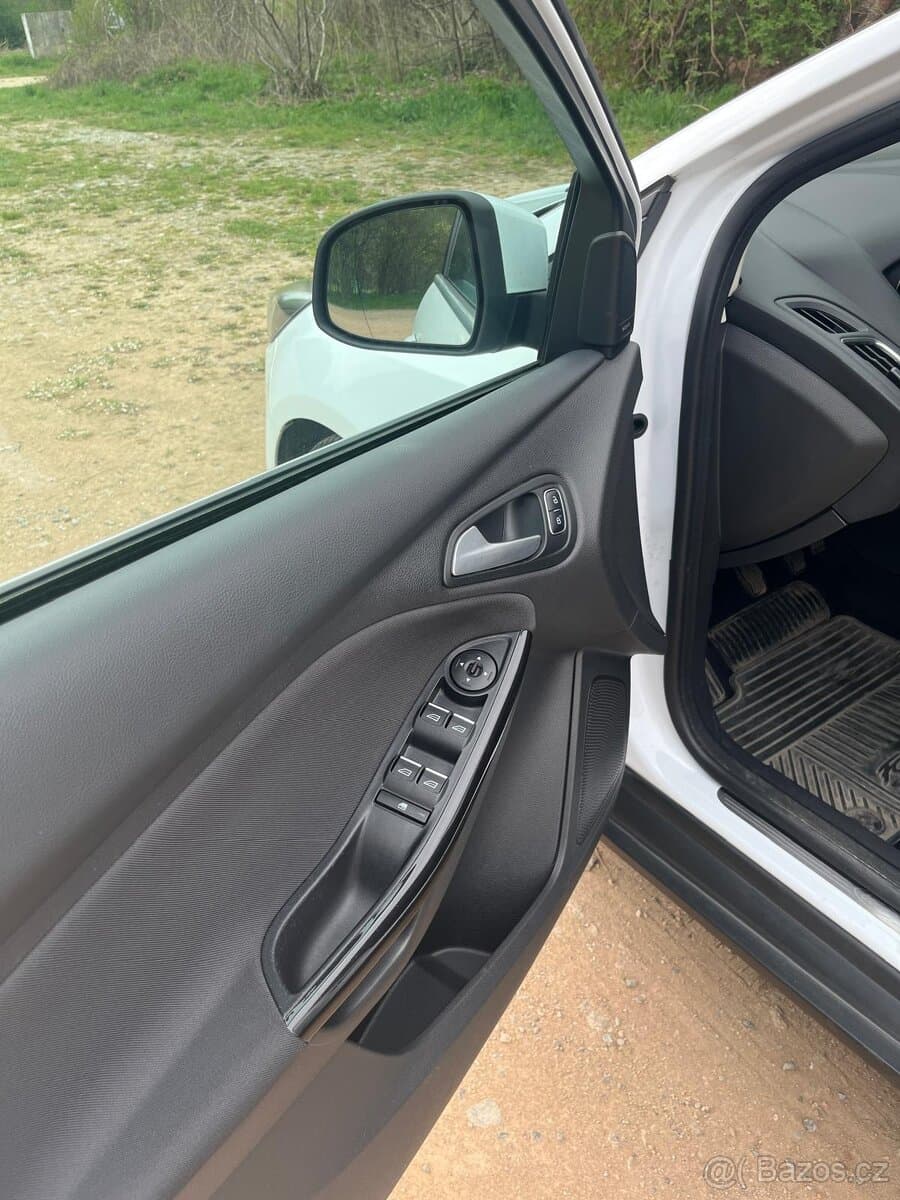 Ford FOCUS - 4