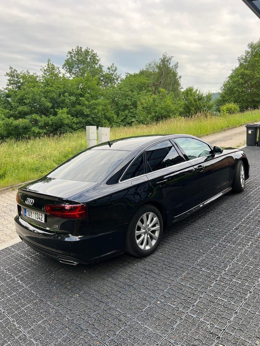 Audi A6 - 4