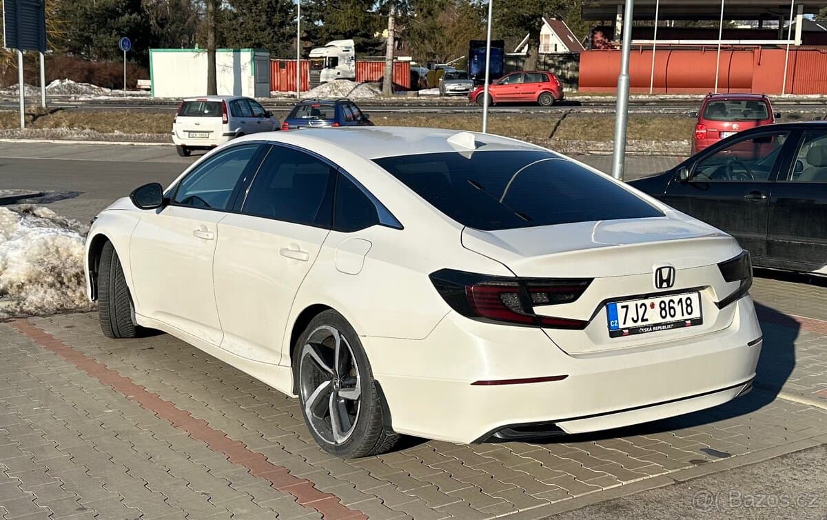 2019 Honda ACCORD - 4