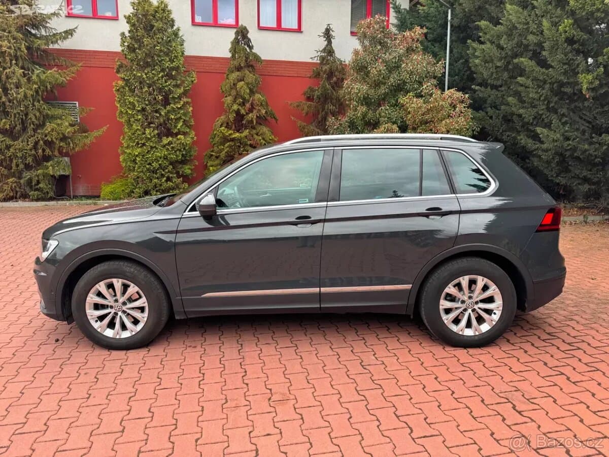 2018 Volkswagen TIGUAN - 4