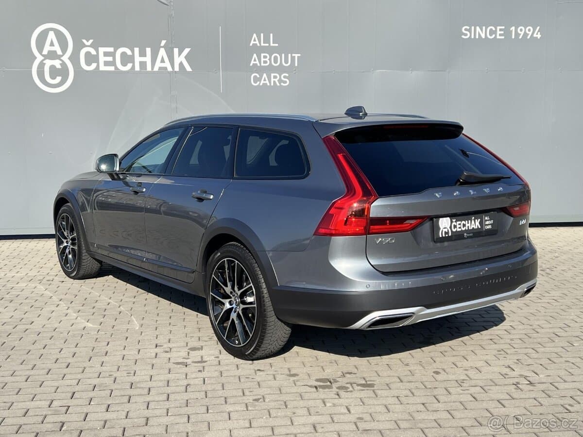 2019 Volvo V90 - 4
