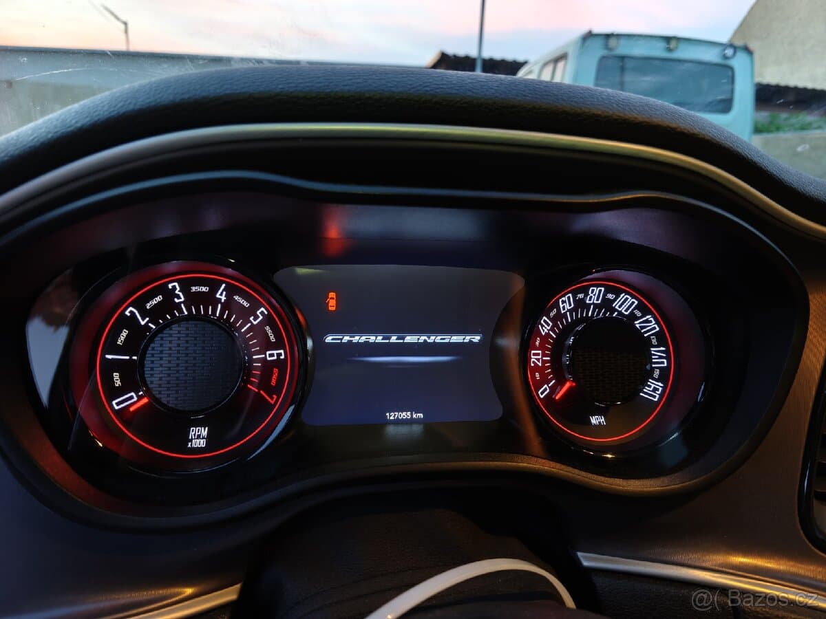 2020 Dodge CHALLENGER - 4