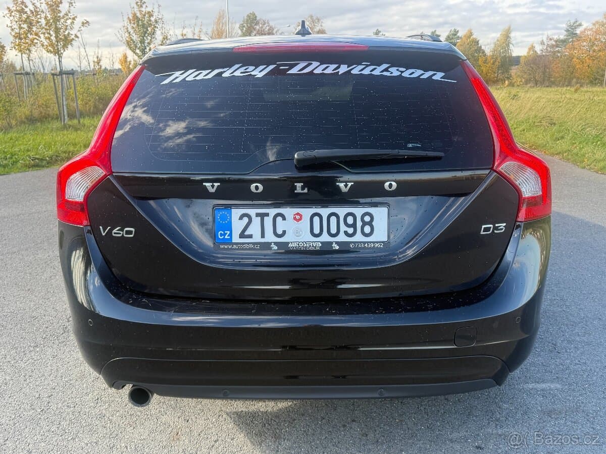 2015 Volvo V60 - 4