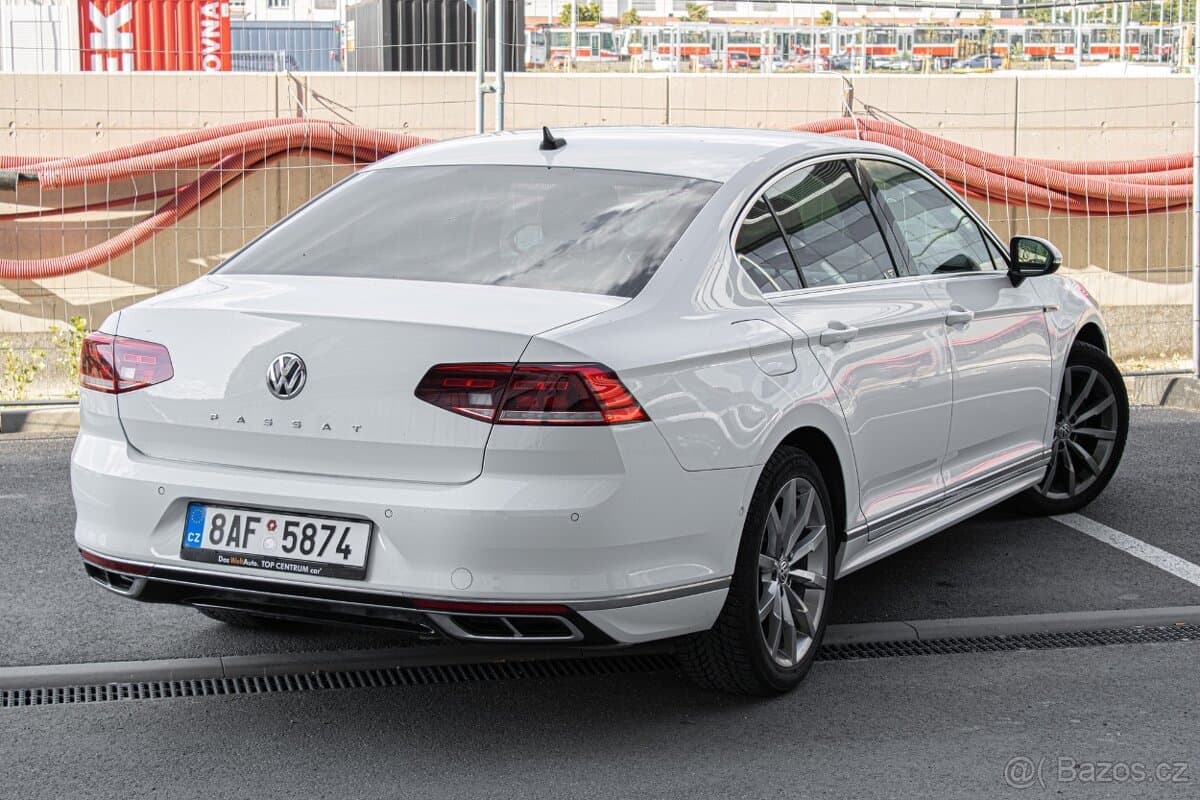 2020 Volkswagen PASSAT - 4