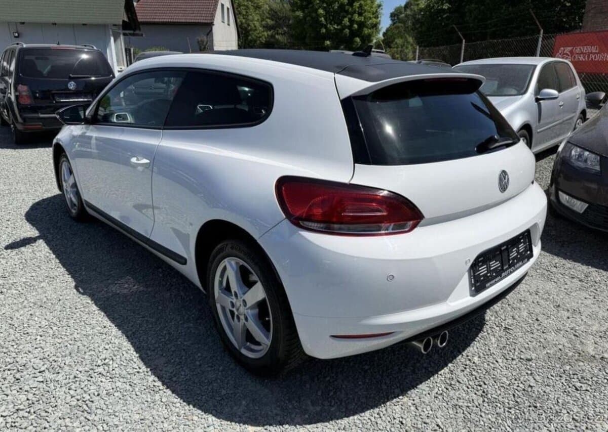 2010 Volkswagen SCIROCCO - 4